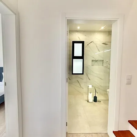 Nyaraló Anna-marie House *